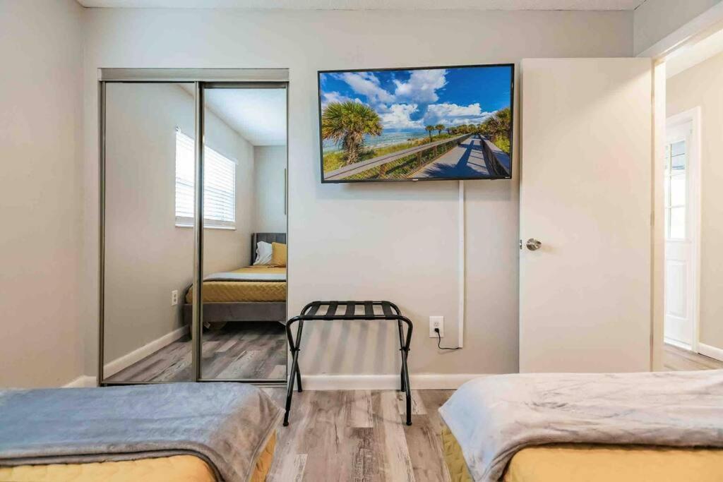 Poolside Oasis-5 Miles From Venice Beach Екстериор снимка